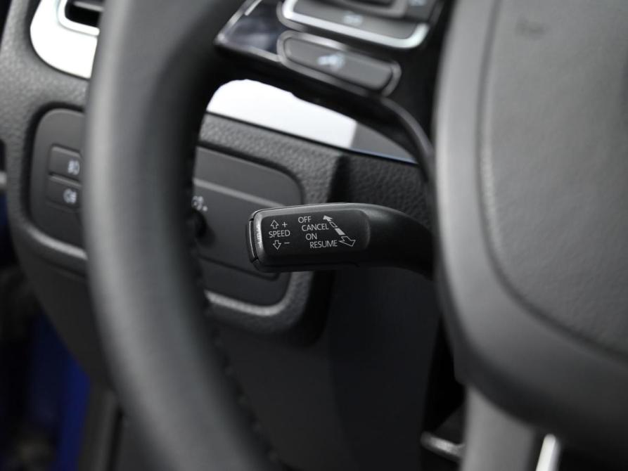 Volkswagen Touareg II Рестайлинг Москва  - изображение 8