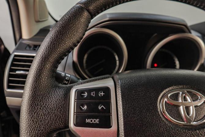Toyota Land Cruiser Prado 150 Series Рестайлинг 1 с пробегом 2016 года, цена 4 129 000 рублей, 163200 км, внедорожник, Автокод Объявления