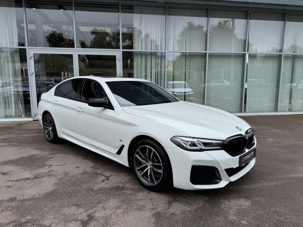 BMW 5 серии VII (G30/G31/G38) Рестайлинг с пробегом 2022 года, цена 4 260 999 рублей, 42632 км, седан, Автокод Объявления
