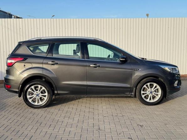Ford Kuga II Рестайлинг с пробегом 2019 года, цена 1 675 000 рублей, 86000 км, внедорожник, Автокод Объявления