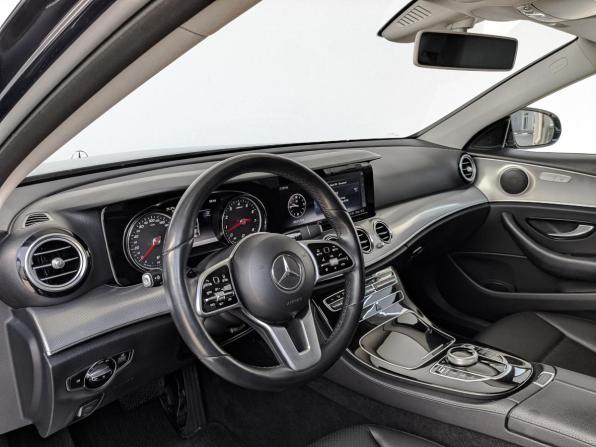 Mercedes-Benz E-Класс V (W213 S213 C238) с пробегом 2018 года, цена 2 985 000 рублей, 87976 км, седан, Автокод Объявления