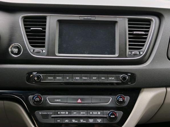 Kia Carnival III с пробегом 2019 года, цена 2 910 000 рублей, 103580 км, минивэн, Автокод Объявления