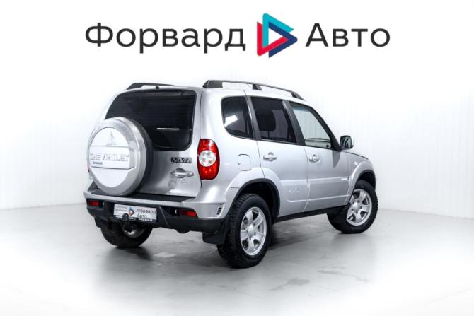 Chevrolet Niva I Рестайлинг с пробегом 2012 года, цена 399 000 рублей, 175215 км, внедорожник, Автокод Объявления