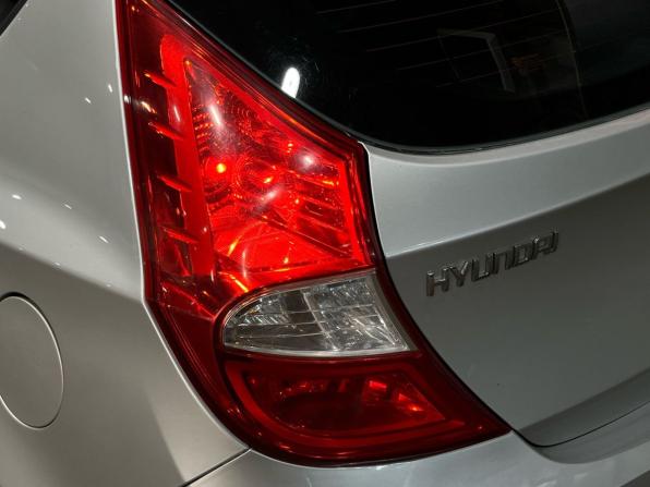 Hyundai Solaris I с пробегом 2011 года, цена 680 000 рублей, 131497 км, хэтчбек, Автокод Объявления