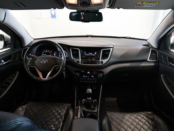 Hyundai Tucson III с пробегом 2017 года, цена 1 815 000 рублей, 150557 км, внедорожник, Автокод Объявления