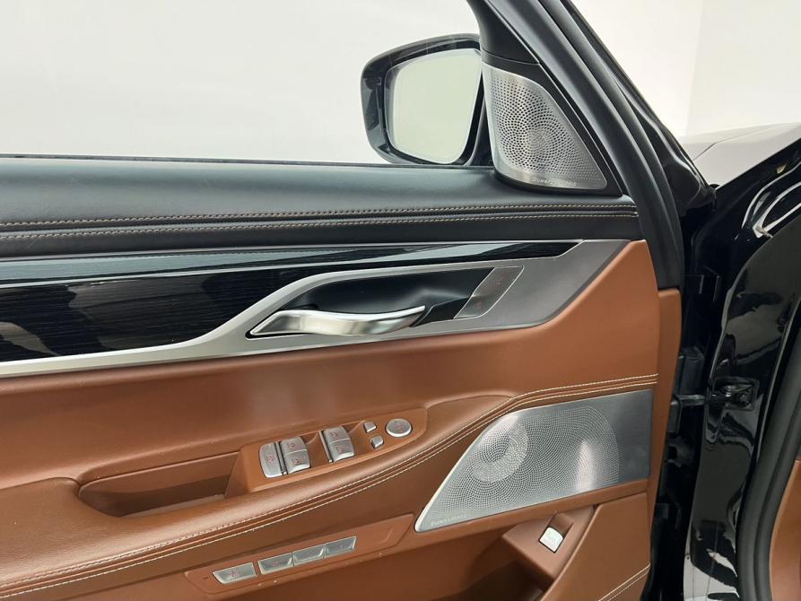 BMW 7 серии VI (G11/G12) Москва  - изображение 18
