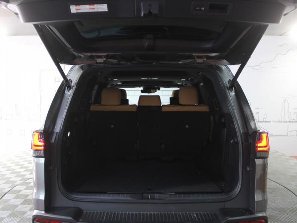 Lexus LX IV с пробегом 2023 года, цена 16 500 000 рублей, 15000 км, внедорожник, Автокод Объявления