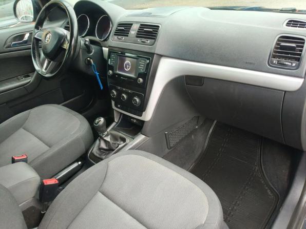 Skoda Yeti I Рестайлинг с пробегом 2016 года, цена 1 229 000 рублей, 114971 км, внедорожник, Автокод Объявления