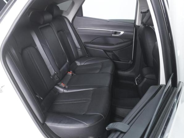 Hyundai Sonata VIII (DN8) с пробегом 2022 года, цена 2 730 000 рублей, 59371 км, седан, Автокод Объявления