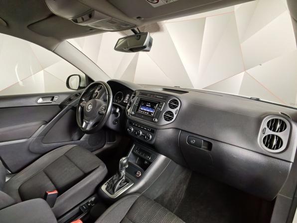 Volkswagen Tiguan I Рестайлинг с пробегом 2016 года, цена 1 241 000 рублей, 175245 км, внедорожник, Автокод Объявления
