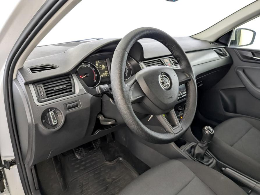 Skoda Rapid I Рестайлинг Москва  - изображение 16