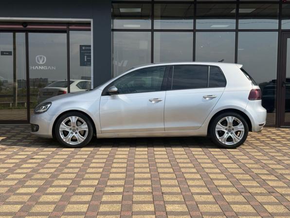 Volkswagen Golf VI с пробегом 2009 года, цена 650 000 рублей, 319225 км, хэтчбек, Автокод Объявления