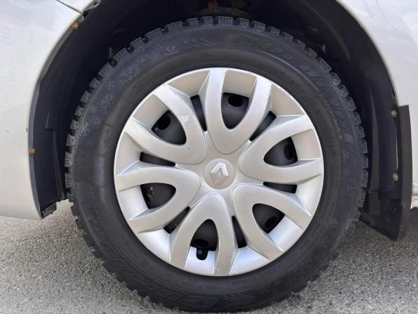 Renault Sandero II с пробегом 2014 года, цена 699 900 рублей, 120195 км, хэтчбек, Автокод Объявления