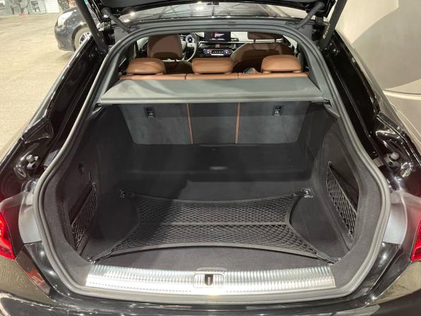 Audi A5 II (F5) Рестайлинг с пробегом 2022 года, цена 4 250 000 рублей, 31387 км, лифтбек, Автокод Объявления