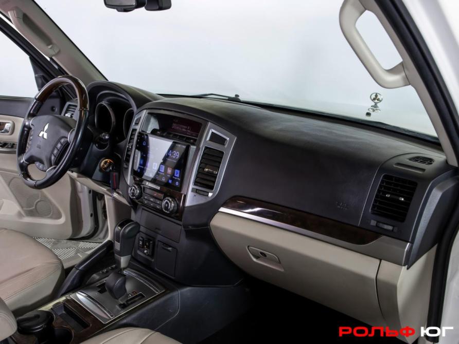 Mitsubishi Pajero IV Рестайлинг 2 Москва  - изображение 7