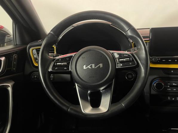 Kia XCeed I с пробегом 2021 года, цена 2 231 000 рублей, 62262 км, хэтчбек, Автокод Объявления