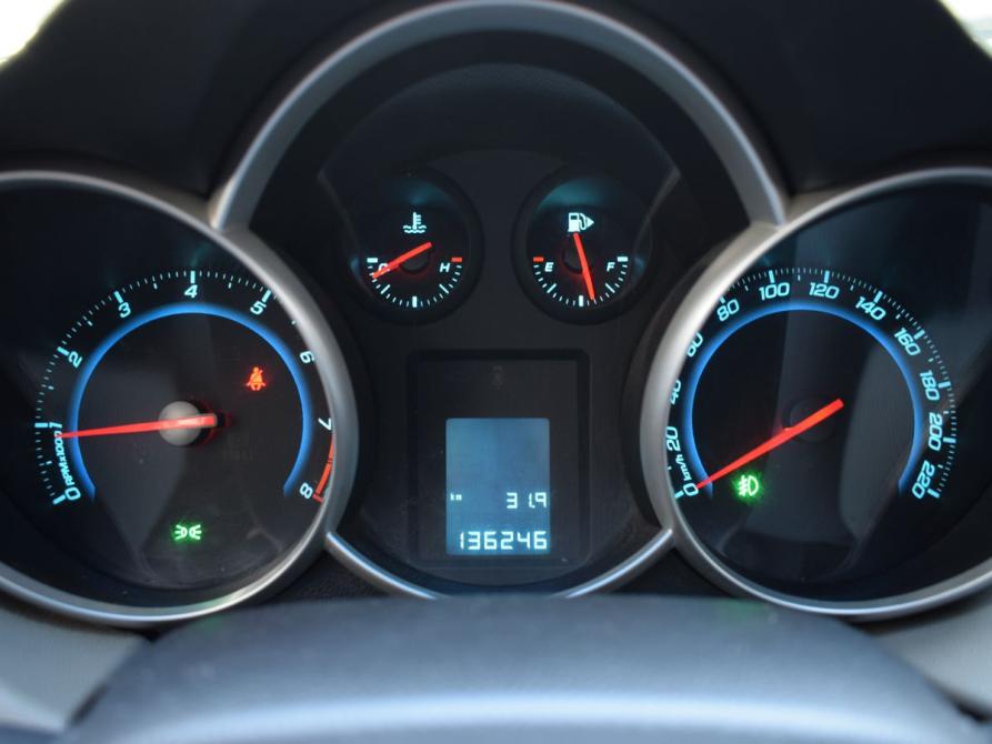 Chevrolet Cruze I Челябинск  - изображение 10