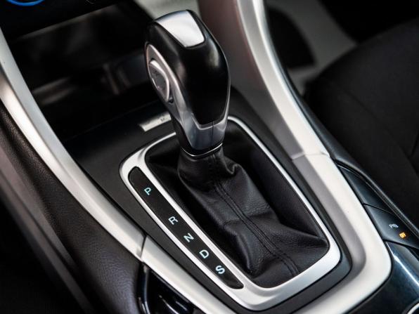 Ford Mondeo V с пробегом 2015 года, цена 1 200 000 рублей, 230728 км, седан, Автокод Объявления