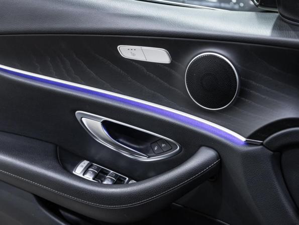 Mercedes-Benz E-Класс V (W213 S213 C238) Рестайлинг с пробегом 2022 года, цена 3 900 000 рублей, 60630 км, универсал, Автокод Объявления