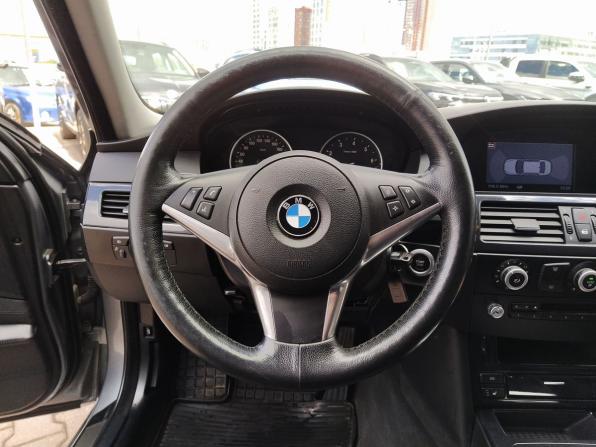 BMW 5 серии V (E60/E61) Рестайлинг с пробегом 2009 года, цена 1 200 000 рублей, 229400 км, седан, Автокод Объявления