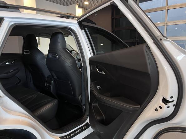 Omoda C5 I Рестайлинг с пробегом 2024 года, цена 2 500 000 рублей, 21417 км, внедорожник, Автокод Объявления