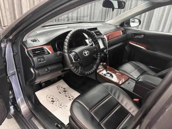 Toyota Camry VII (XV50) с пробегом 2013 года, цена 1 249 000 рублей, 207000 км, седан, Автокод Объявления