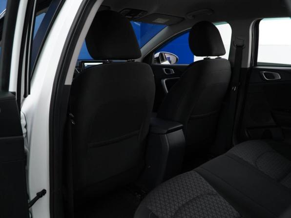 Kia Ceed III с пробегом 2019 года, цена 1 850 000 рублей, 98249 км, универсал, Автокод Объявления