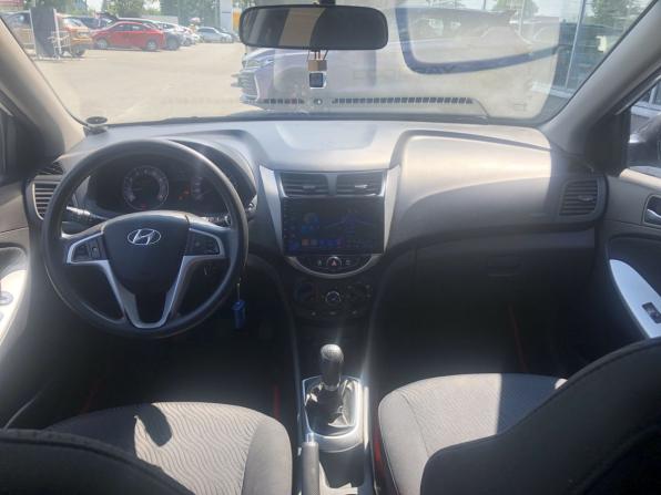 Hyundai Solaris I с пробегом 2012 года, цена 549 500 рублей, 267201 км, седан, Автокод Объявления