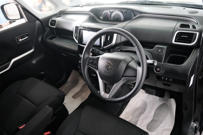 Suzuki Solio III с пробегом 2017 года, цена 1 329 000 рублей, 76000 км, микровэн, Автокод Объявления