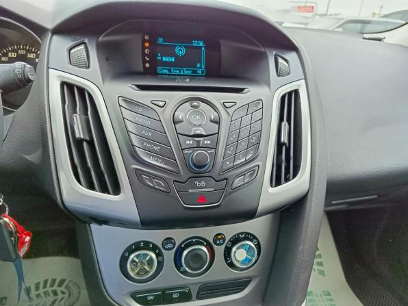 Ford Focus III Рестайлинг с пробегом 2015 года, цена 946 995 рублей, 145048 км, седан, Автокод Объявления