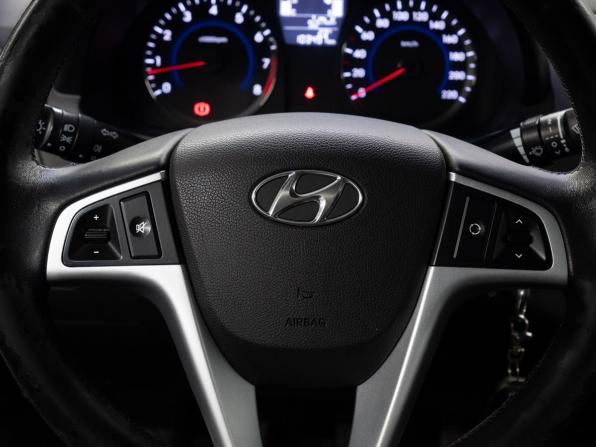 Hyundai Solaris I Рестайлинг с пробегом 2015 года, цена 890 000 рублей, 103497 км, седан, Автокод Объявления