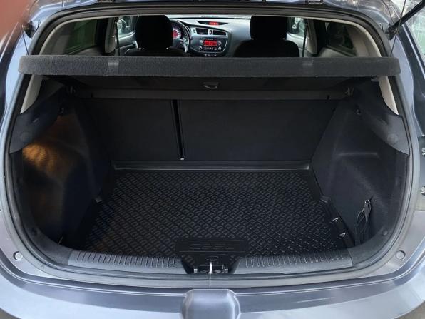 Kia Ceed II с пробегом 2012 года, цена 755 000 рублей, 234124 км, хэтчбек, Автокод Объявления