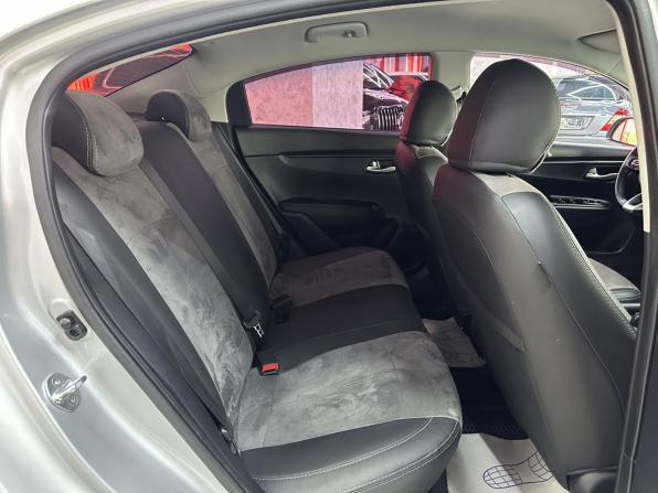 Kia Rio IV с пробегом 2017 года, цена 1 299 000 рублей, 85178 км, седан, Автокод Объявления
