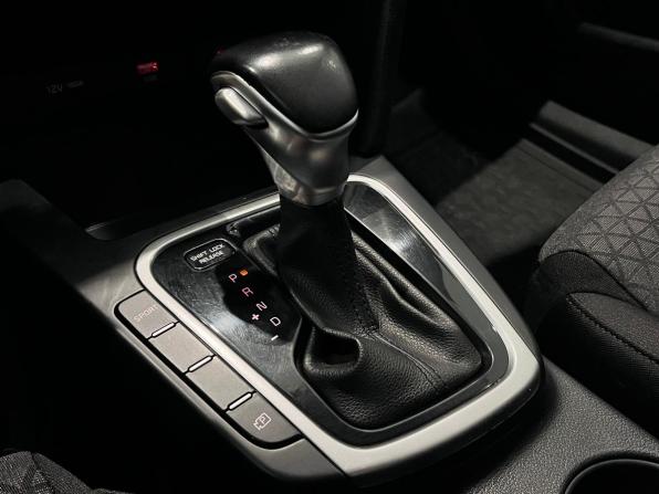 Kia Ceed III Рестайлинг с пробегом 2023 года, цена 1 990 000 рублей, 68026 км, хэтчбек, Автокод Объявления