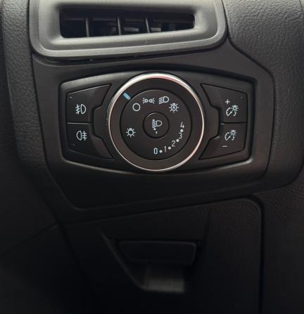 Ford Focus III Рестайлинг с пробегом 2019 года, цена 1 280 000 рублей, 89371 км, седан, Автокод Объявления