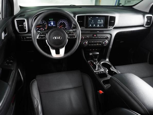 Kia Sportage IV Рестайлинг с пробегом 2019 года, цена 2 090 000 рублей, 200619 км, внедорожник, Автокод Объявления