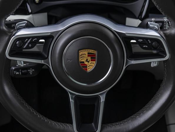 Porsche Macan I Рестайлинг с пробегом 2019 года, цена 4 702 500 рублей, 89002 км, внедорожник, Автокод Объявления