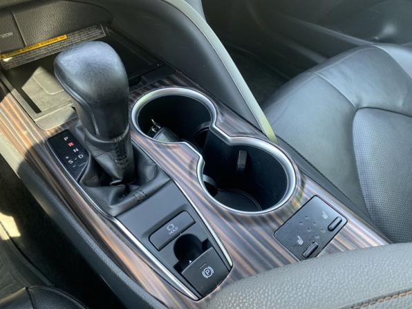 Toyota Camry VIII (XV70) с пробегом 2019 года, цена 2 299 000 рублей, 169462 км, седан, Автокод Объявления