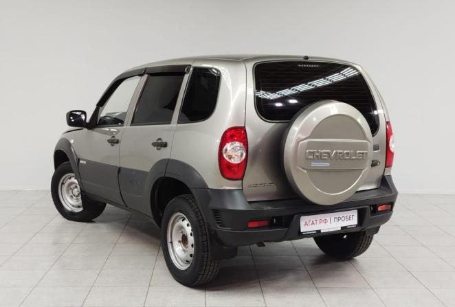Chevrolet Niva I Рестайлинг с пробегом 2015 года, цена 635 000 рублей, 166596 км, внедорожник, Автокод Объявления