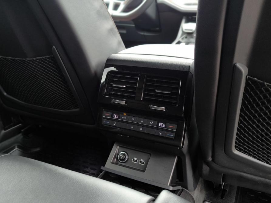 Volkswagen Touareg III Санкт-Петербург  - изображение 18