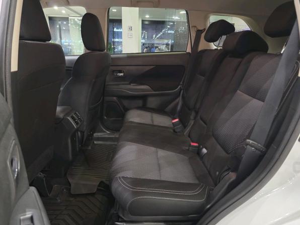 Mitsubishi Outlander III Рестайлинг 3 с пробегом 2019 года, цена 2 301 000 рублей, 71152 км, внедорожник, Автокод Объявления