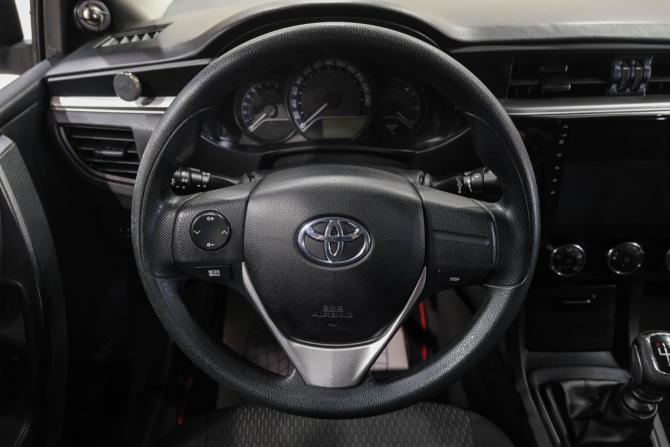 Toyota Corolla XI (E160 E170 E180) с пробегом 2013 года, цена 1 099 000 рублей, 196500 км, седан, Автокод Объявления
