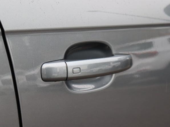 Audi A4 IV (B8) Рестайлинг с пробегом 2012 года, цена 1 500 000 рублей, 201075 км, седан, Автокод Объявления