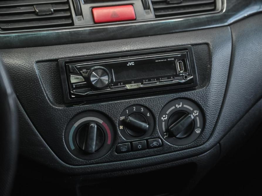 Mitsubishi Lancer IX Рестайлинг Челябинск  - изображение 21