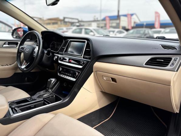 Hyundai Sonata VII (LF) Рестайлинг с пробегом 2018 года, цена 1 860 000 рублей, 104000 км, седан, Автокод Объявления