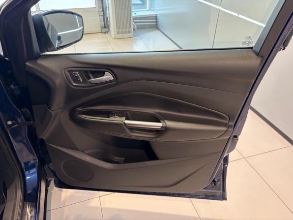 Ford Kuga II с пробегом 2013 года, цена 1 270 000 рублей, 202000 км, внедорожник, Автокод Объявления