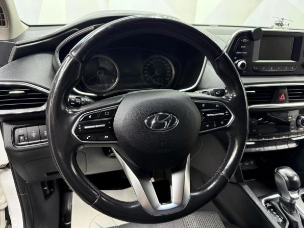 Hyundai Santa Fe IV с пробегом 2018 года, цена 2 600 000 рублей, 157898 км, внедорожник, Автокод Объявления