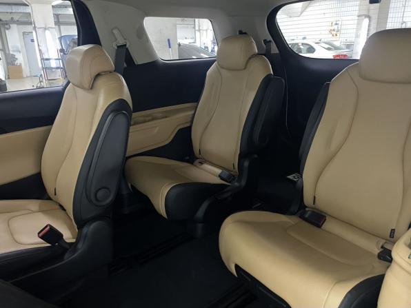Kia Carnival IV с пробегом 2021 года, цена 3 950 000 рублей, 80791 км, минивэн, Автокод Объявления