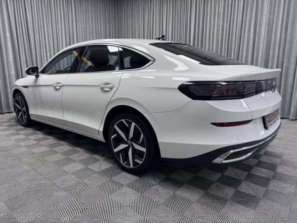 Volkswagen Lamando II с пробегом 2022 года, цена 2 850 000 рублей, 51744 км, лифтбек, Автокод Объявления