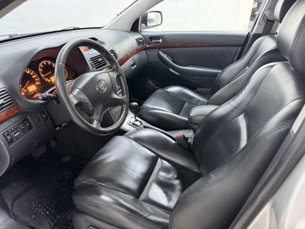 Toyota Avensis II с пробегом 2006 года, цена 878 000 рублей, 163600 км, седан, Автокод Объявления